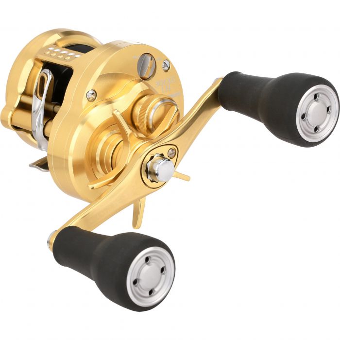 Shimano Calcutta Conquest MD Round Baitcasting Reel | Defender Marine