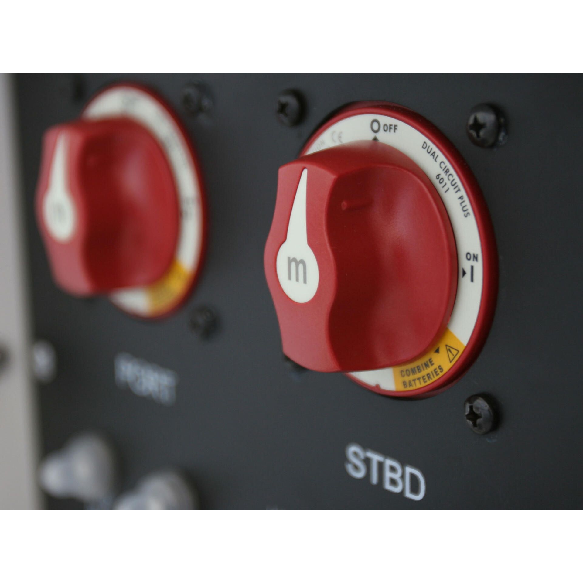 Blue Sea Interruttore Batteria Dual Circuit Plus - Serie M, Colore Nero - Foto 11