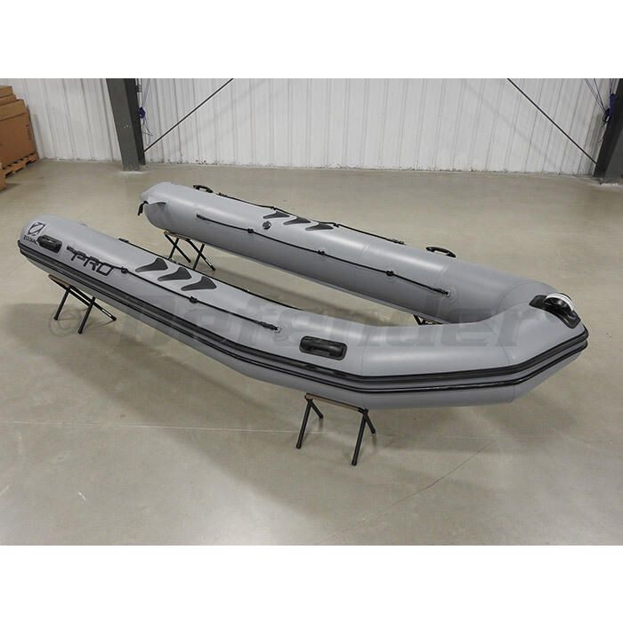 海水魚用品 WRANGLER RUBICON Bruder 1/16 Jeep Wrangler Rubicon Unlimited with Kayak and