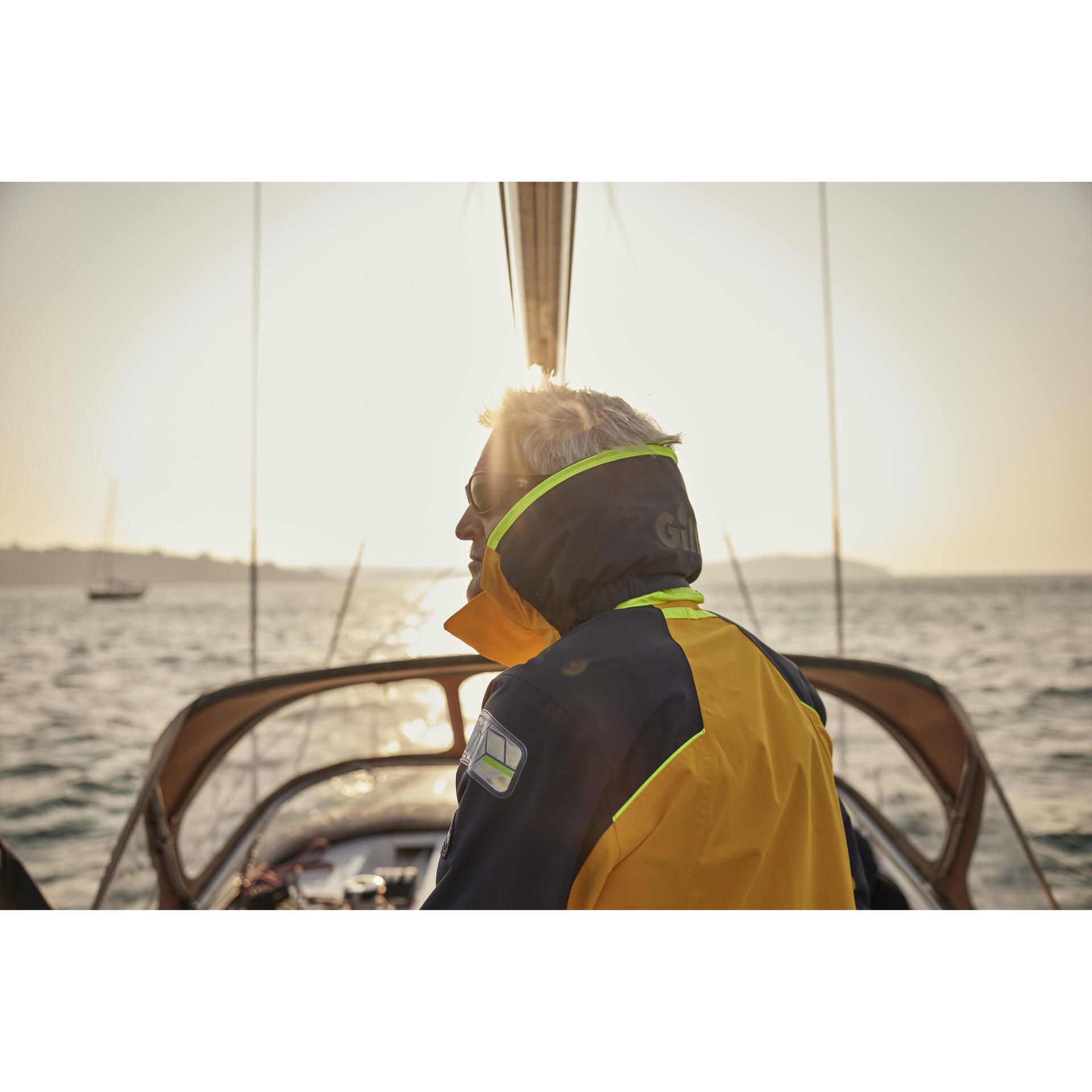 Gill OS2 Offshore Jacket | Defender Marine