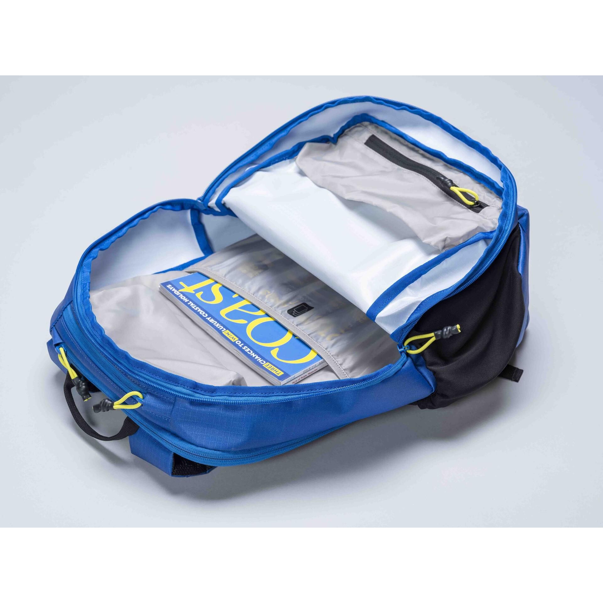 Spinlock Venture Backpack - 27 L (7 Gal) - DW-PBS/27PB | Defender